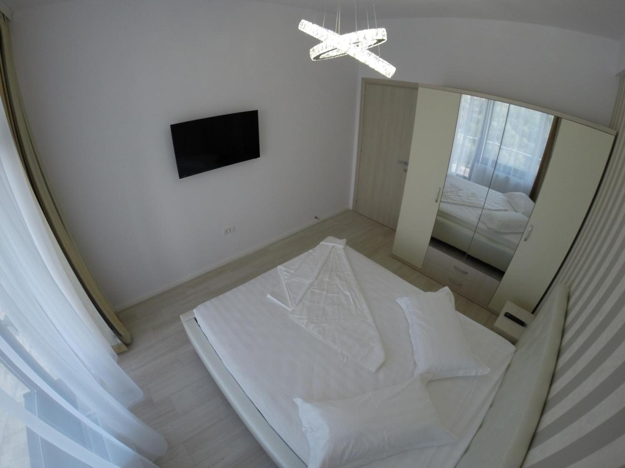 911 Cazare Mamaia Luaran gambar