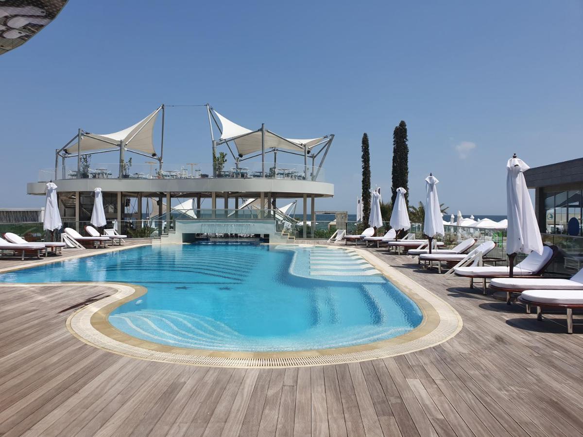 911 Cazare Mamaia Luaran gambar