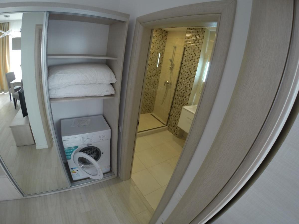 911 Cazare Mamaia Luaran gambar