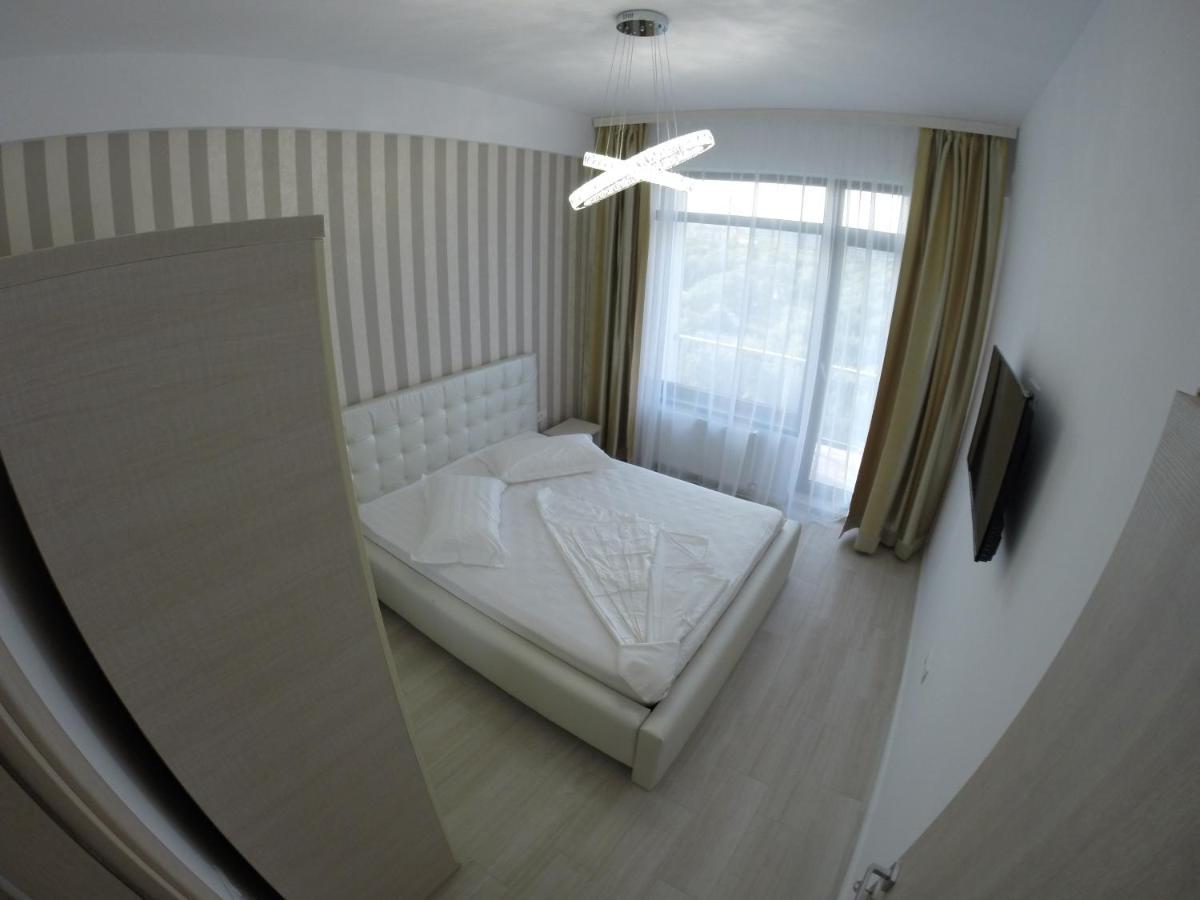 911 Cazare Mamaia Luaran gambar