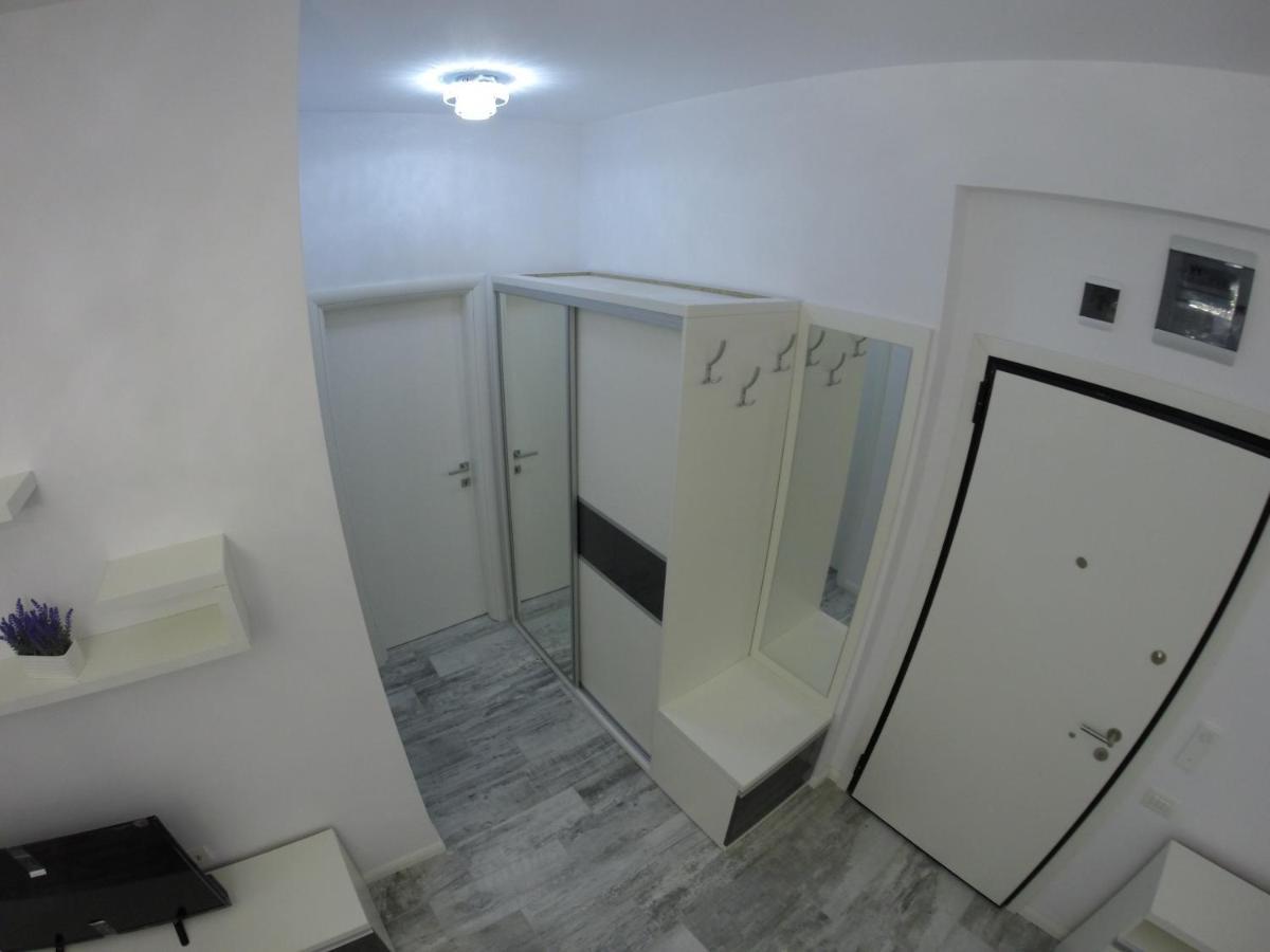 911 Cazare Mamaia Luaran gambar