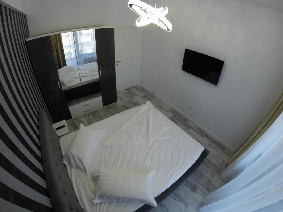 911 Cazare Mamaia Luaran gambar